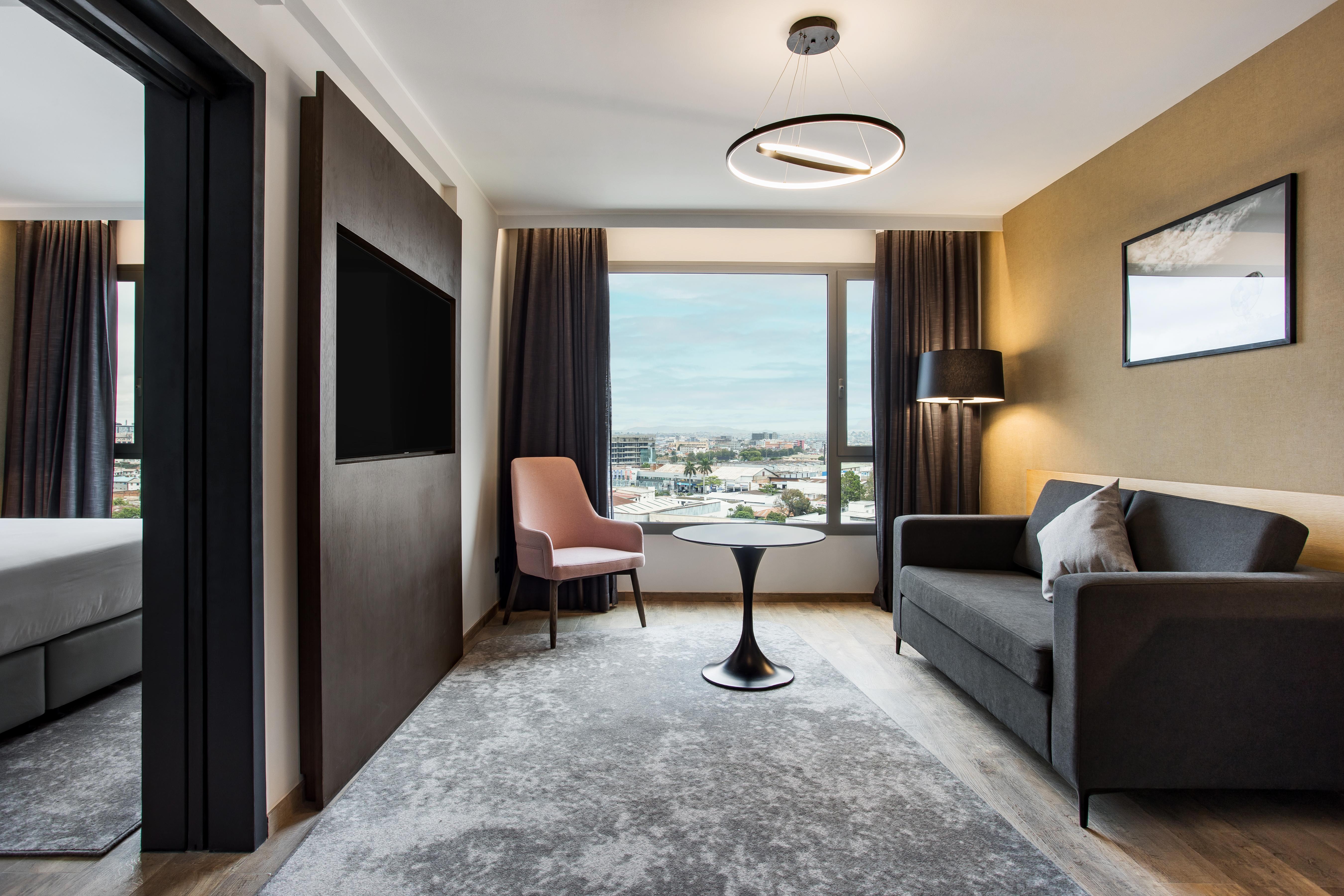 Radisson Serviced Apartments Antananarivo City Centre Exterior foto
