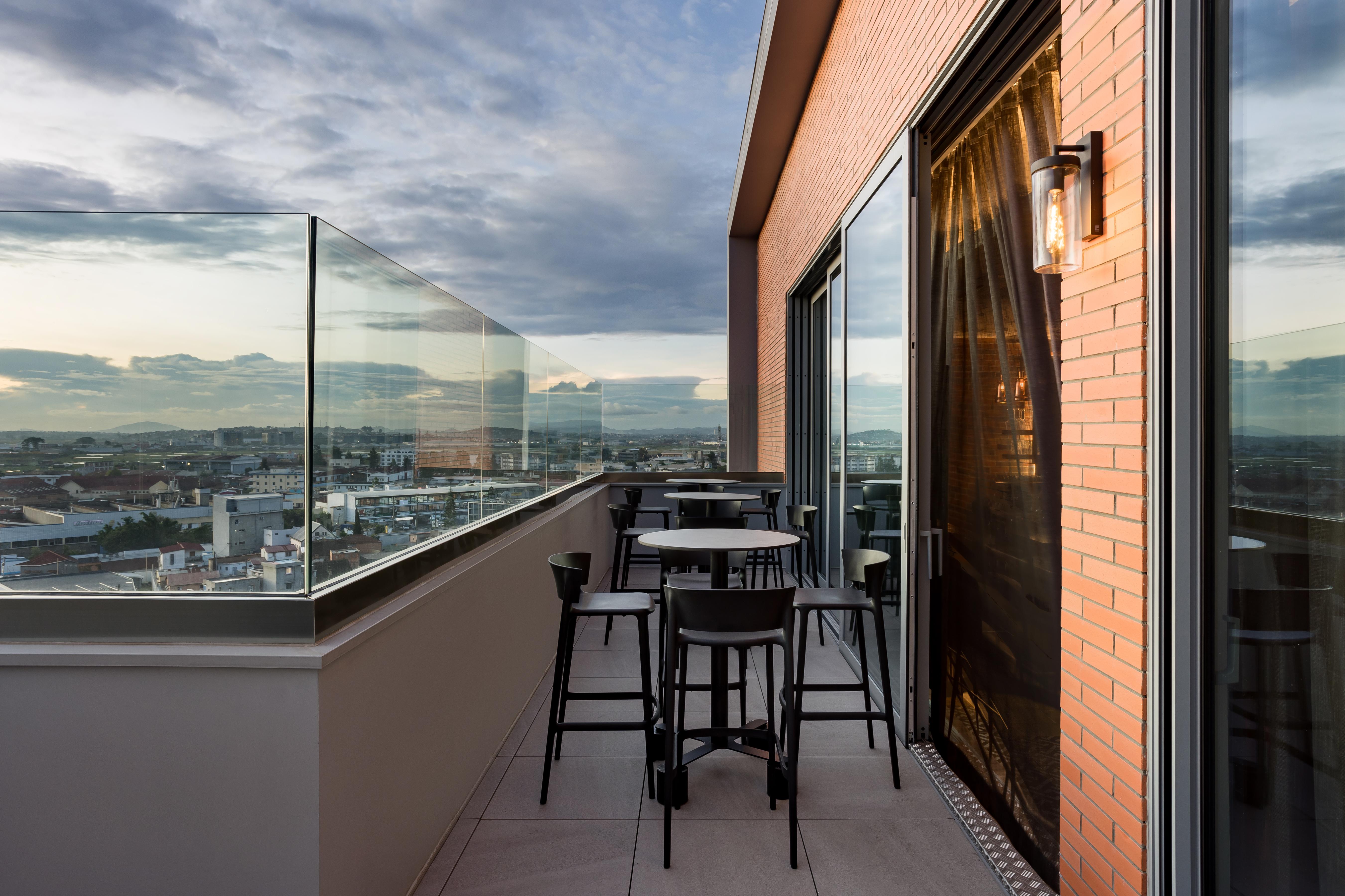 Radisson Serviced Apartments Antananarivo City Centre Exterior foto